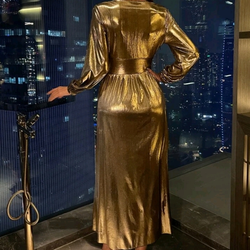 Shein Large gold - Picture 3 of 9